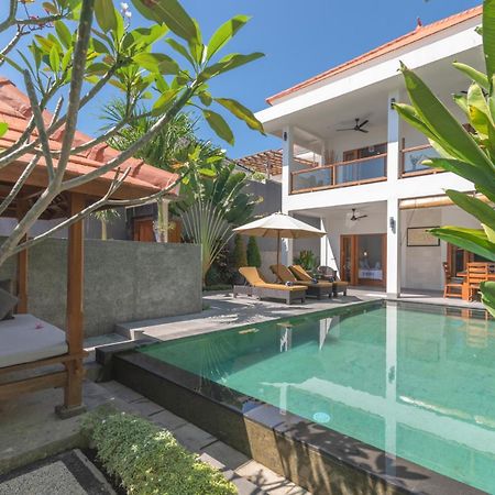 Villa Royal Singaraja Extérieur photo