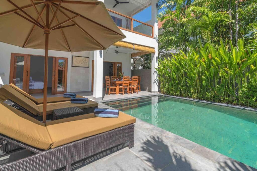 Villa Royal Singaraja Extérieur photo